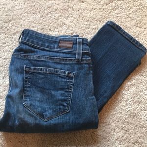 Paige Skyline Skinny Jeans. Size 26